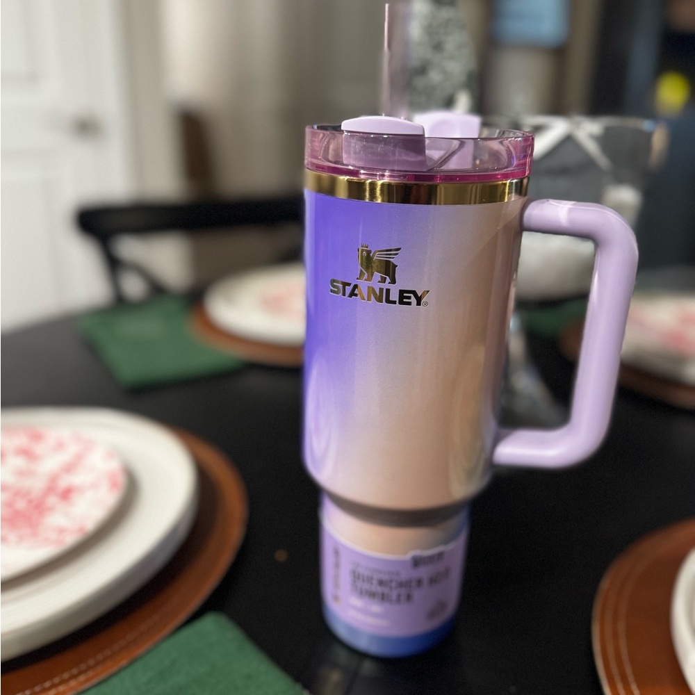 Stanley 30oz Wicked Glinda Tumbler